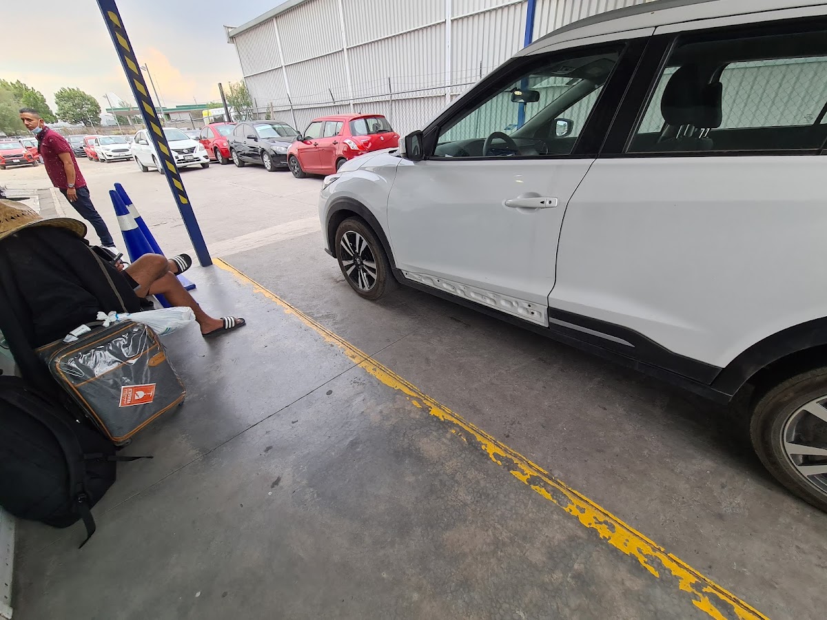 Rental Cars gallery 9