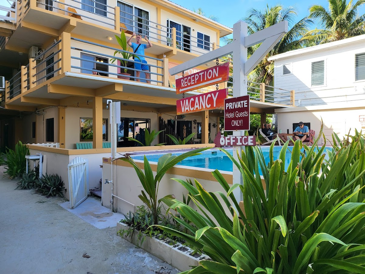 Popeyes Beach Condos gallery 10