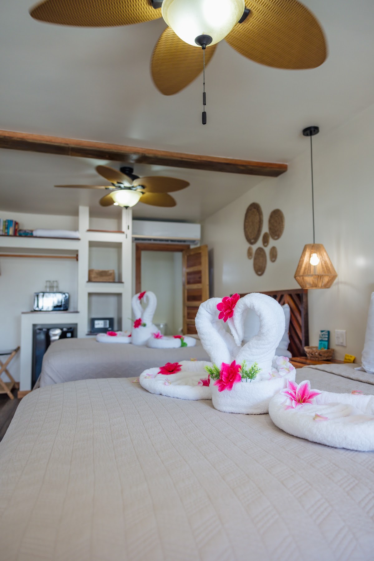 Ocean Tide Beach Resort Belize gallery 10