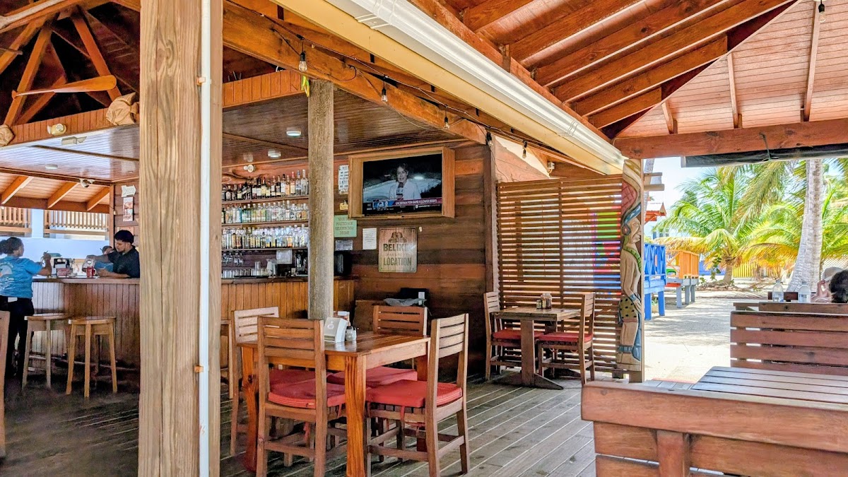 Cozy Corner Hotel &amp; Restaurant gallery 2