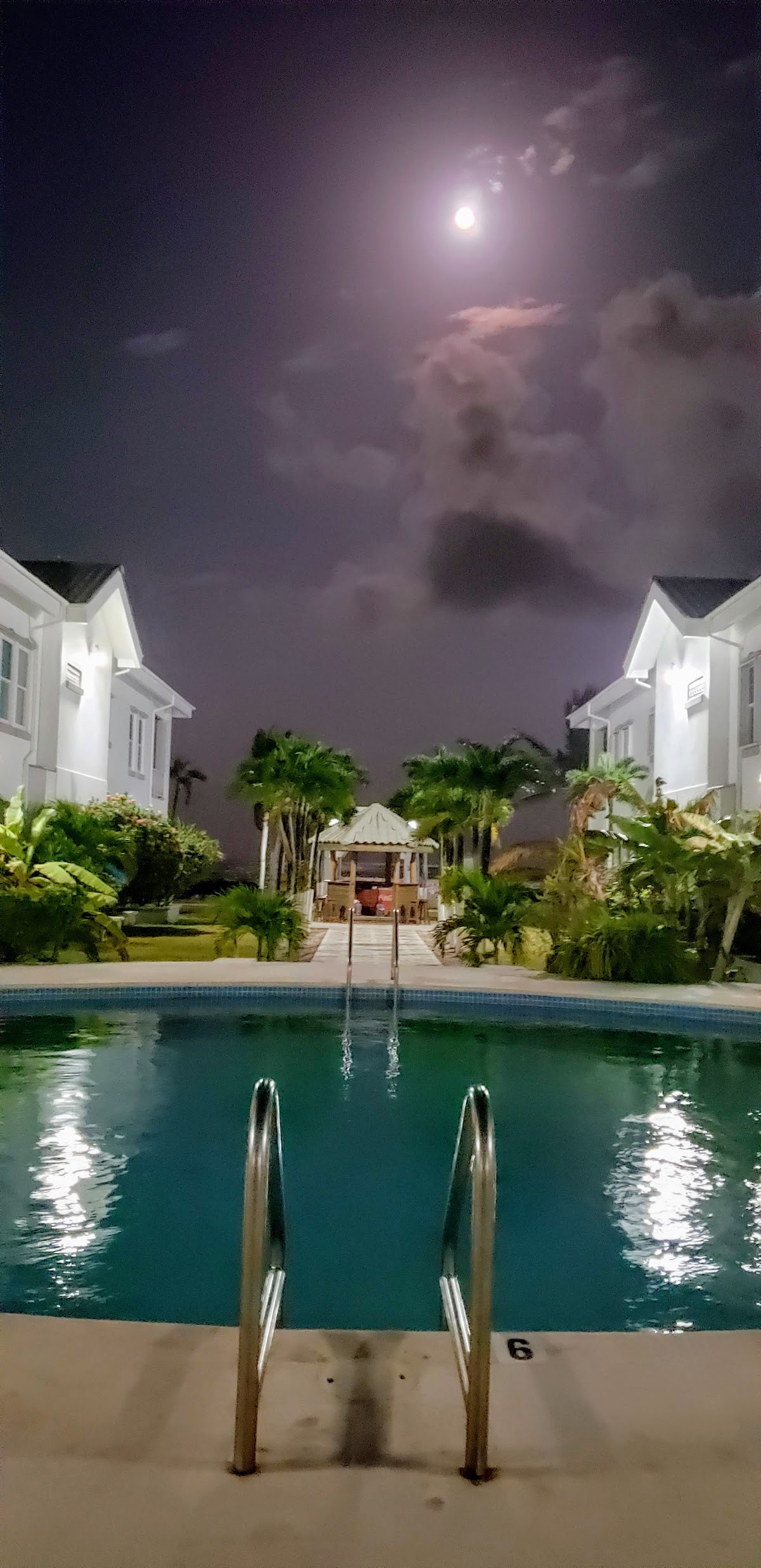 Grand Colony Island Villas gallery 3