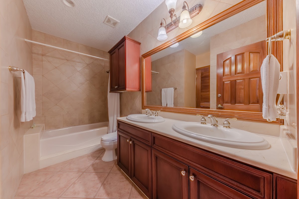 Grand Colony Island Villas gallery 4