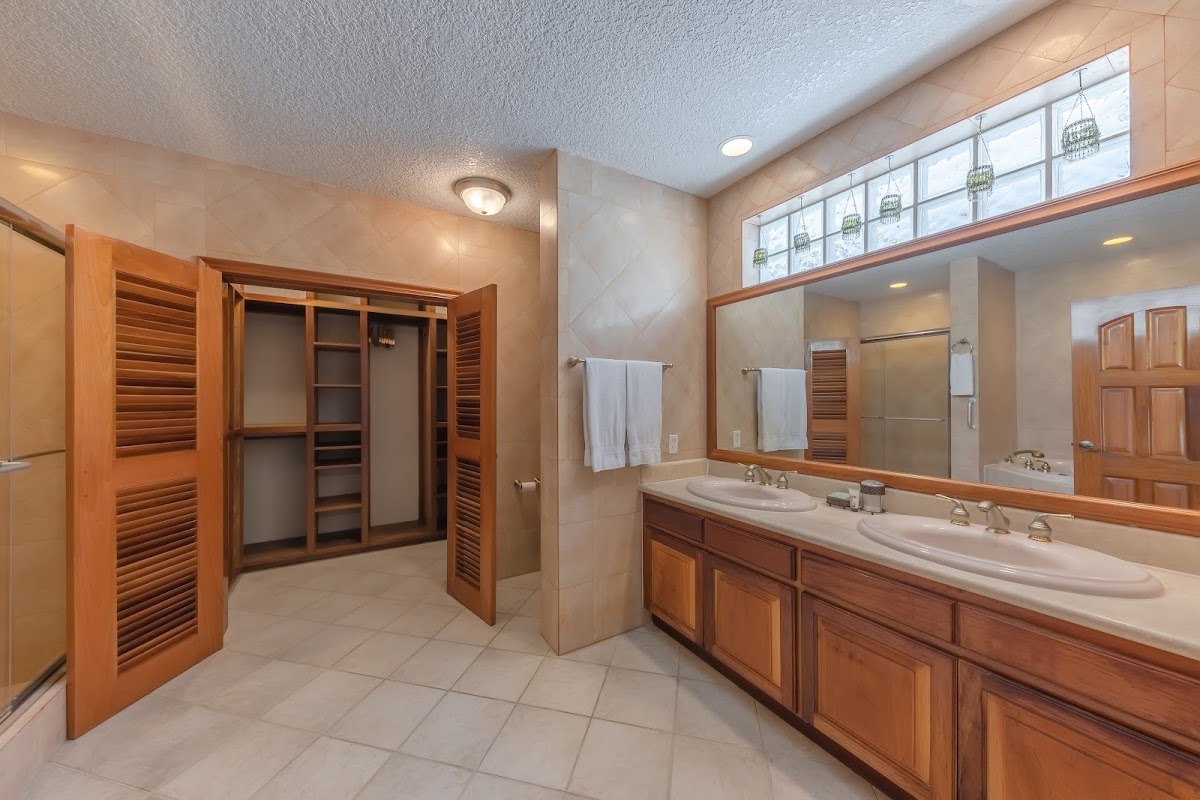 Grand Colony Island Villas gallery 5