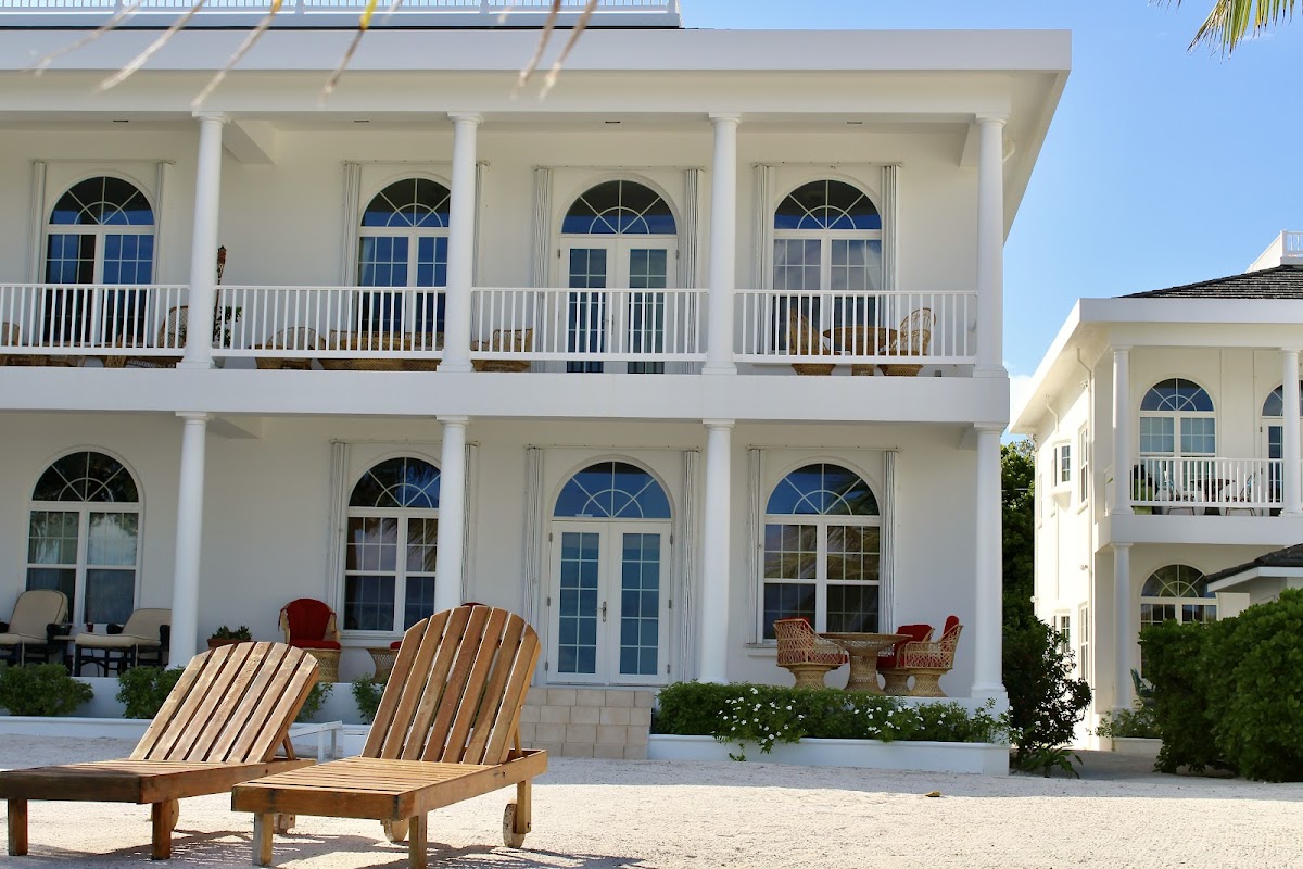Tara Del Sol Resort cover