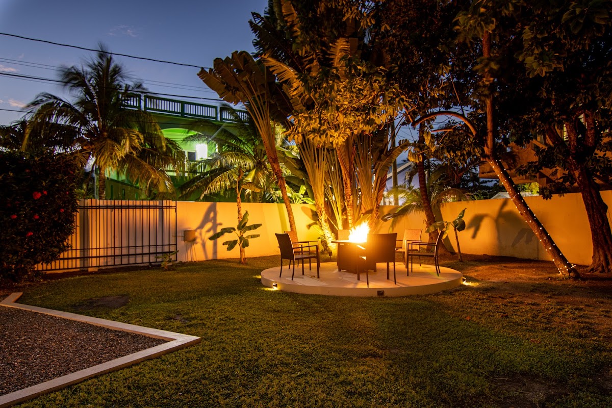 Azul Vista Villas cover