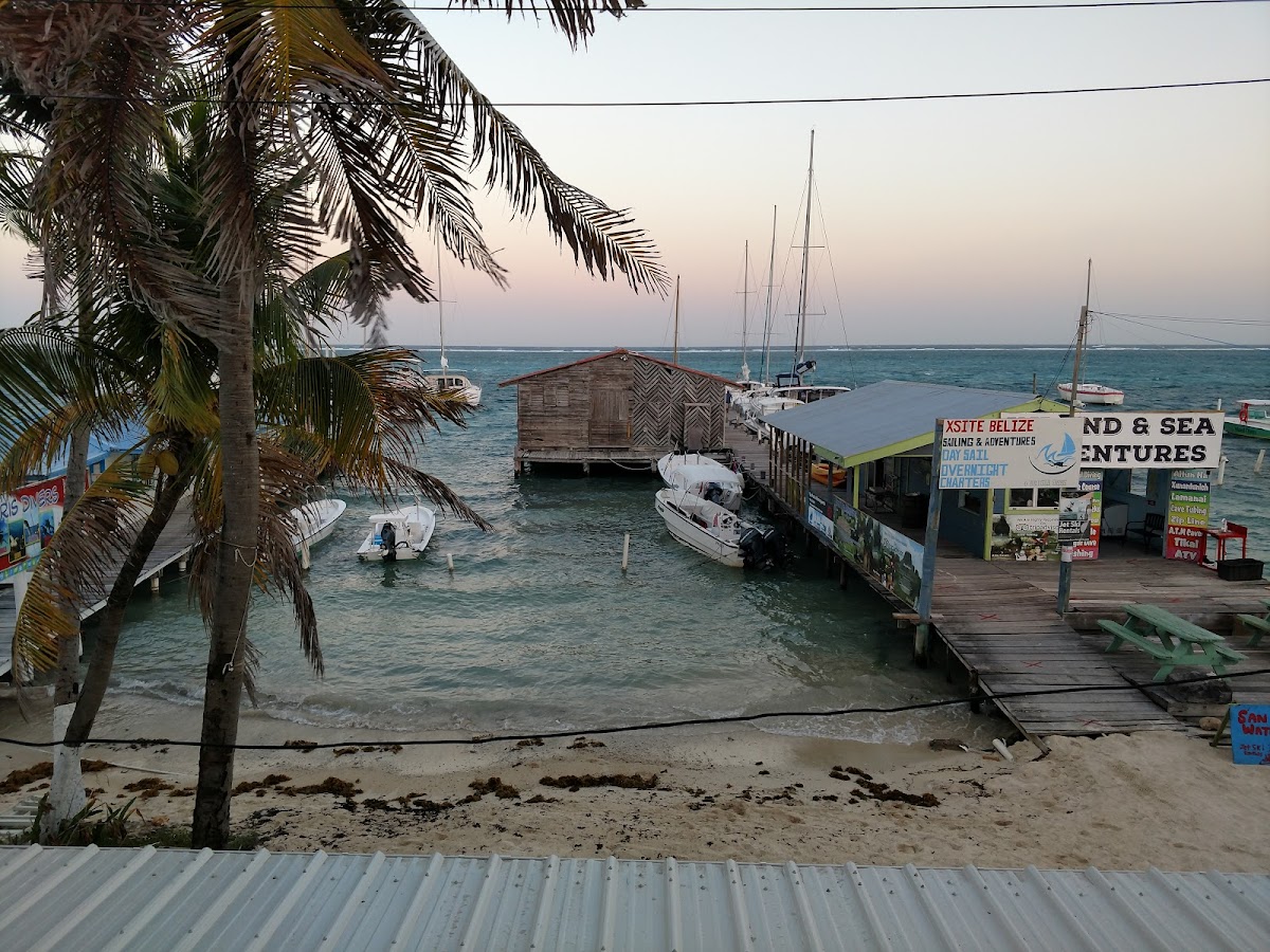 Flip Flop Inn Belize cover
