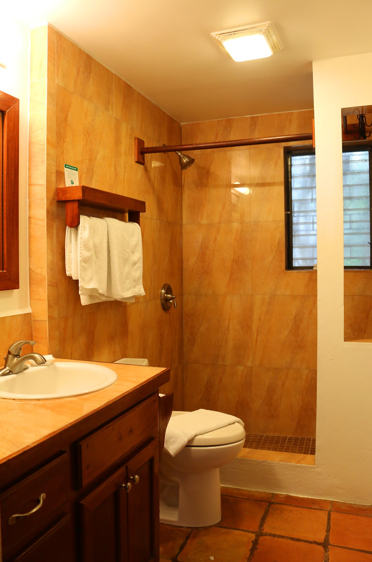 Paradise Villas - Nellie's Property Management gallery 4