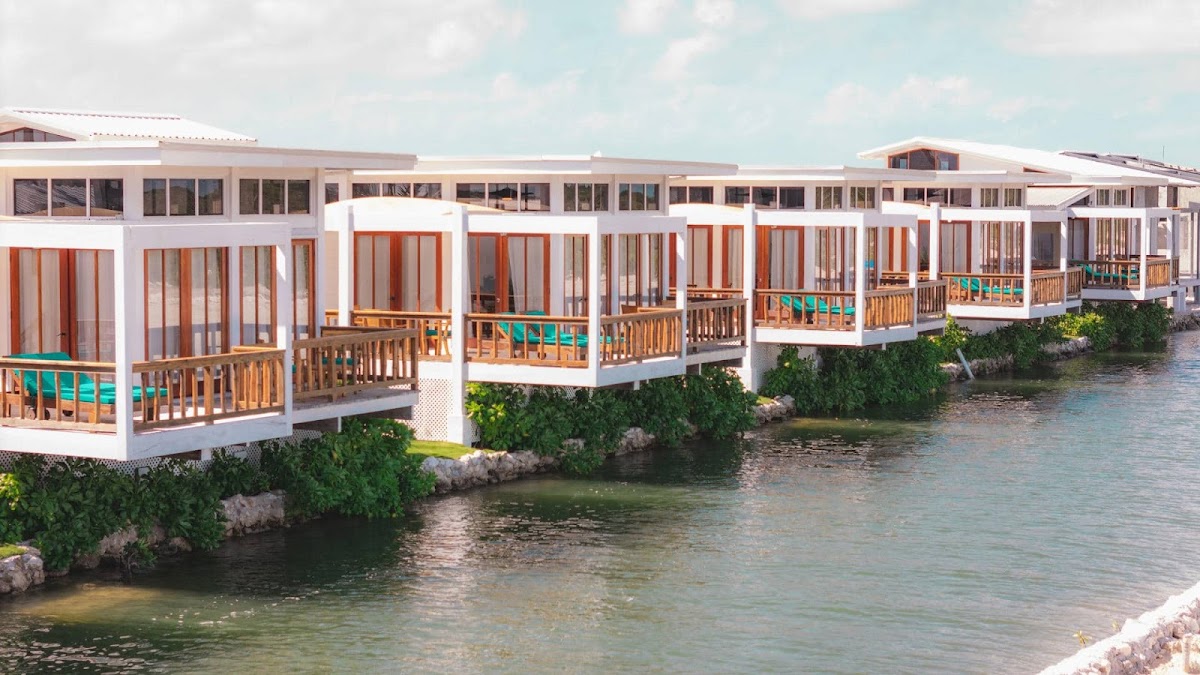 Aruna Resort & Villas gallery 4