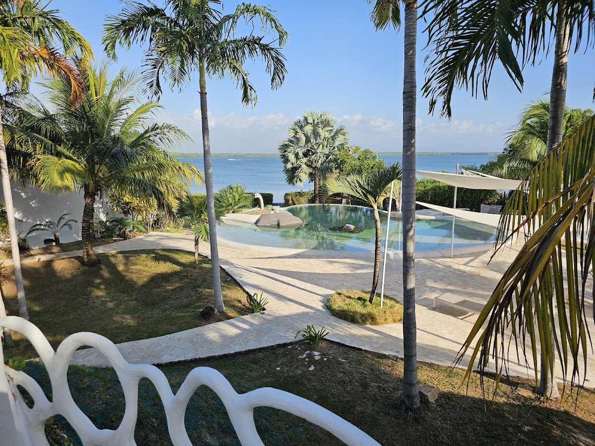 Belize Vacation Rentals by Vacasa gallery 2