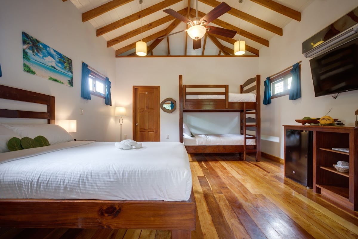 Mariposa Beach Resort gallery 2