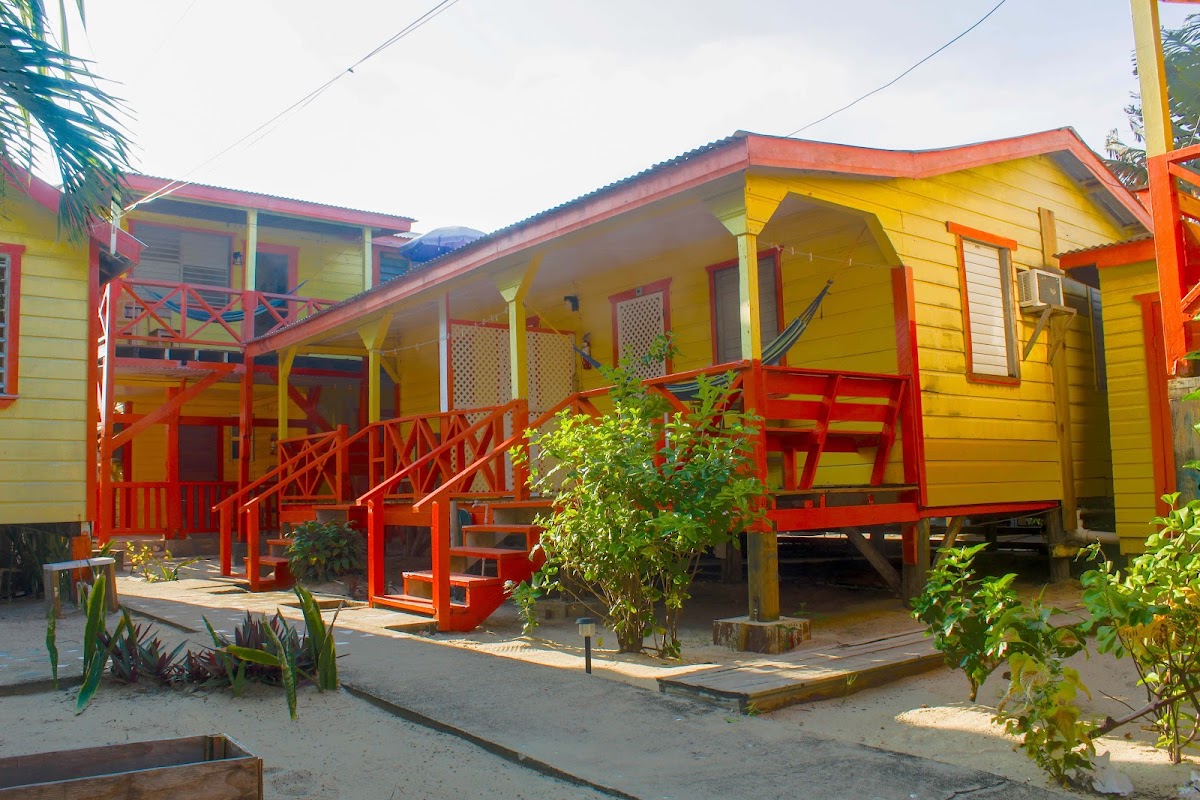 Julia's Beach Front Cabanas and Guesthouse gallery 4