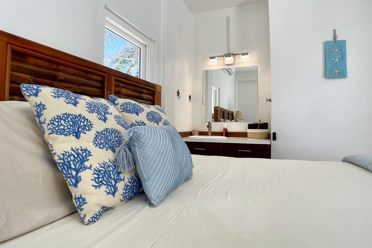 Escape Away Belize Harmony Beach House gallery 2