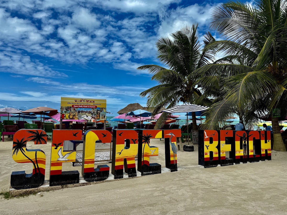 Secret Beach Belize gallery 6