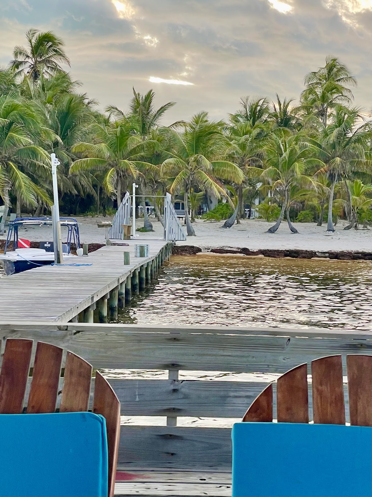 Casa Blanca Mata Grande Beach Resort cover