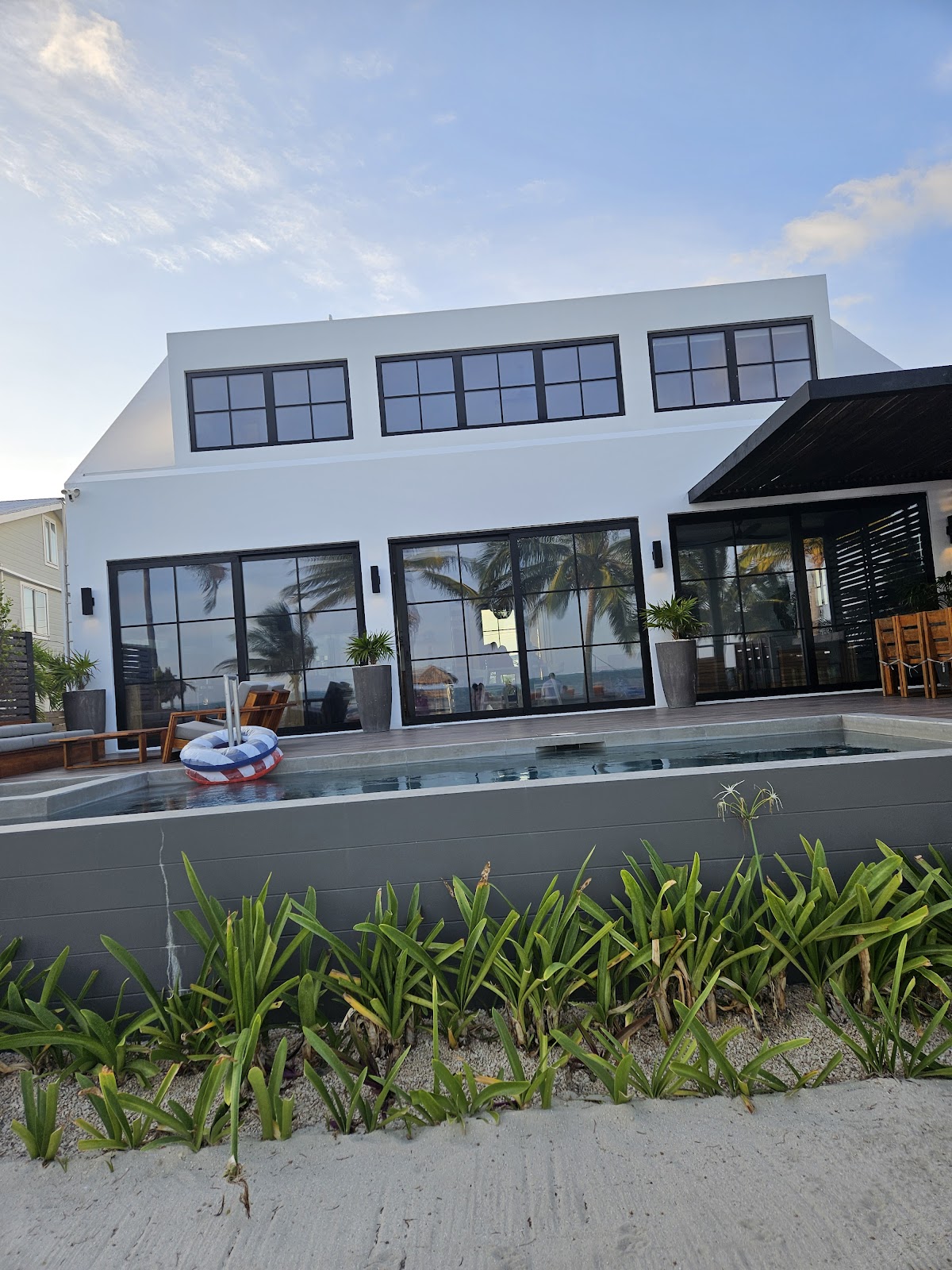 Wilson Point gallery 8