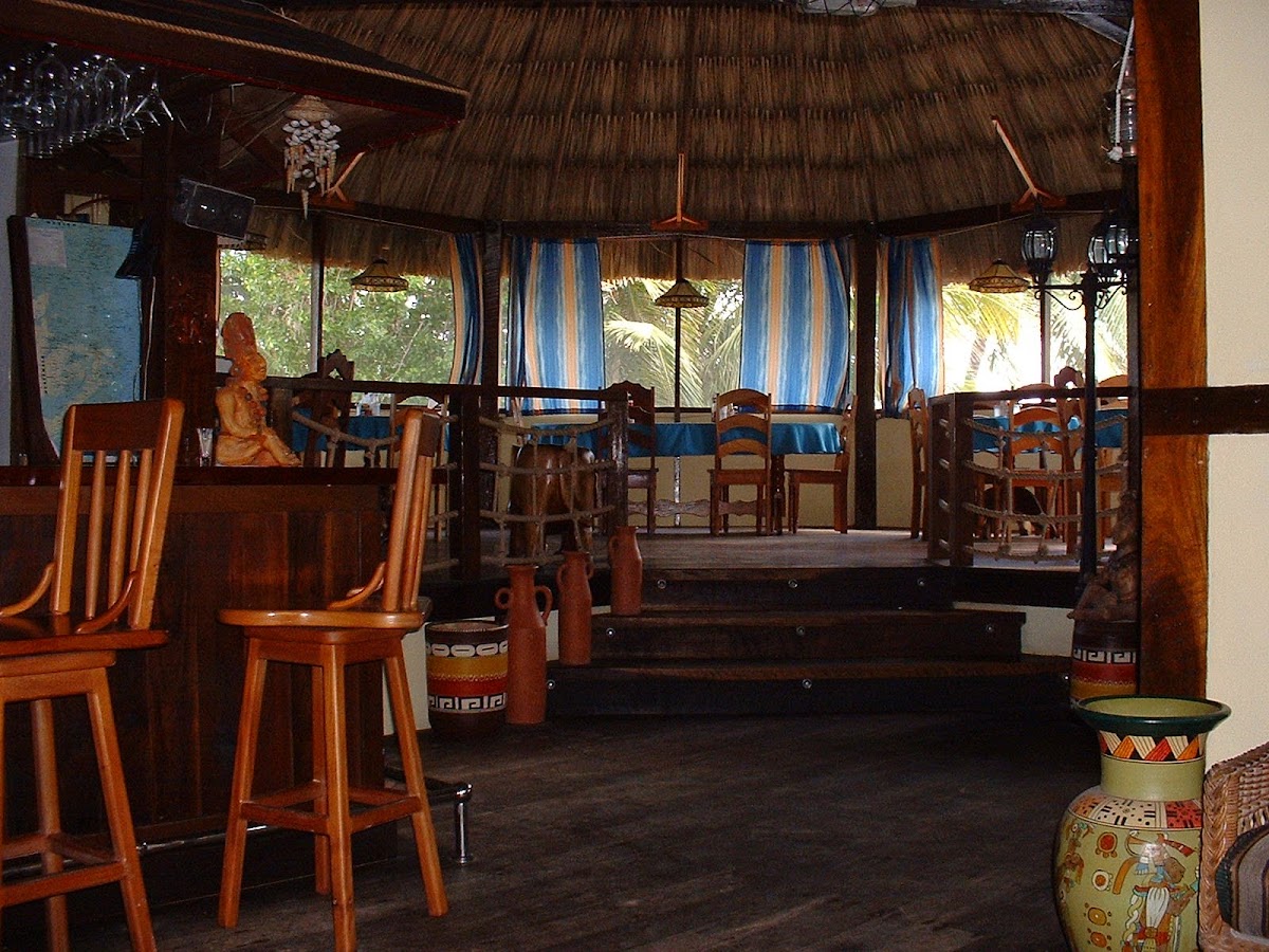 The Smuggler's Den gallery 5