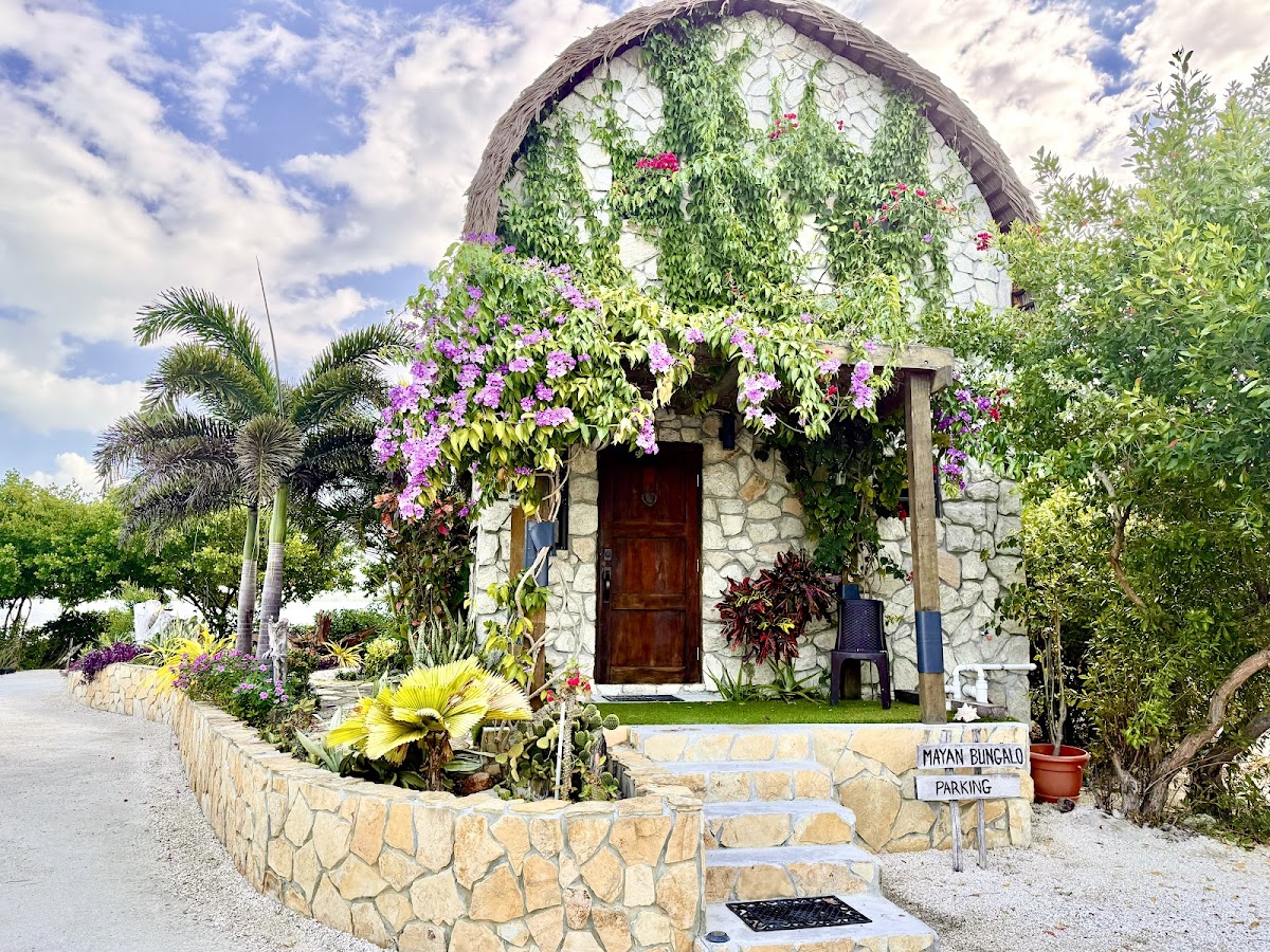 Tiny House Paradise & Mayan Beach Bungalo gallery 4