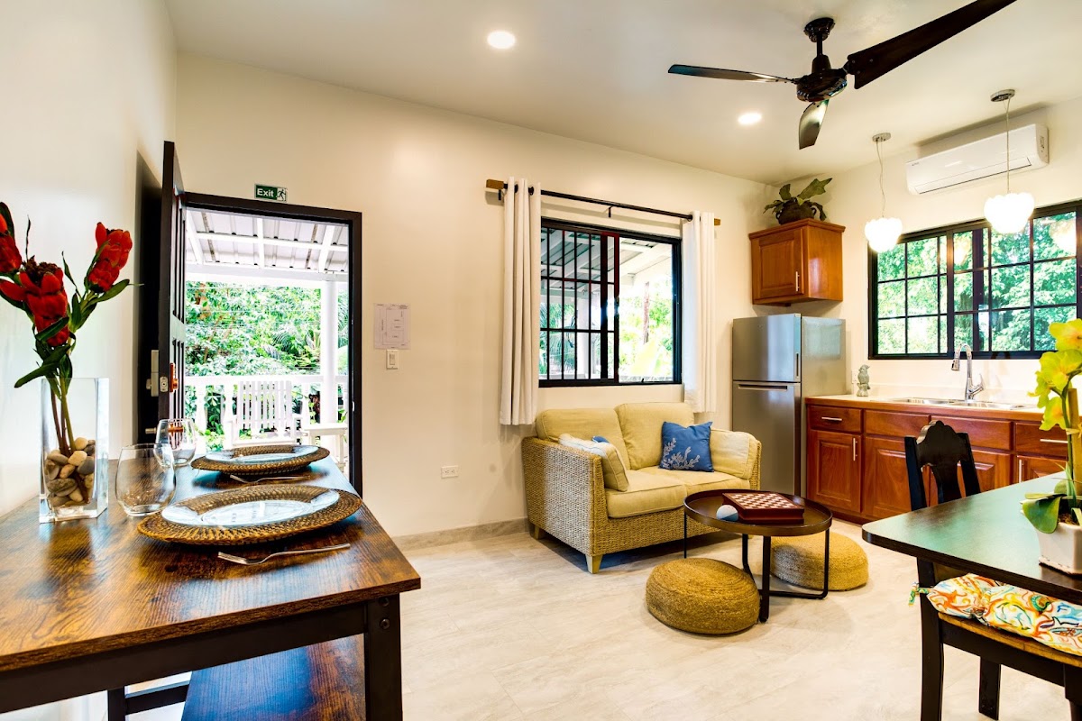 The Sea Glass Inn gallery 5