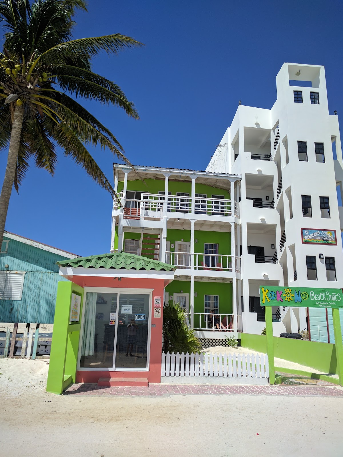 Kokomo Beach Suites gallery 4