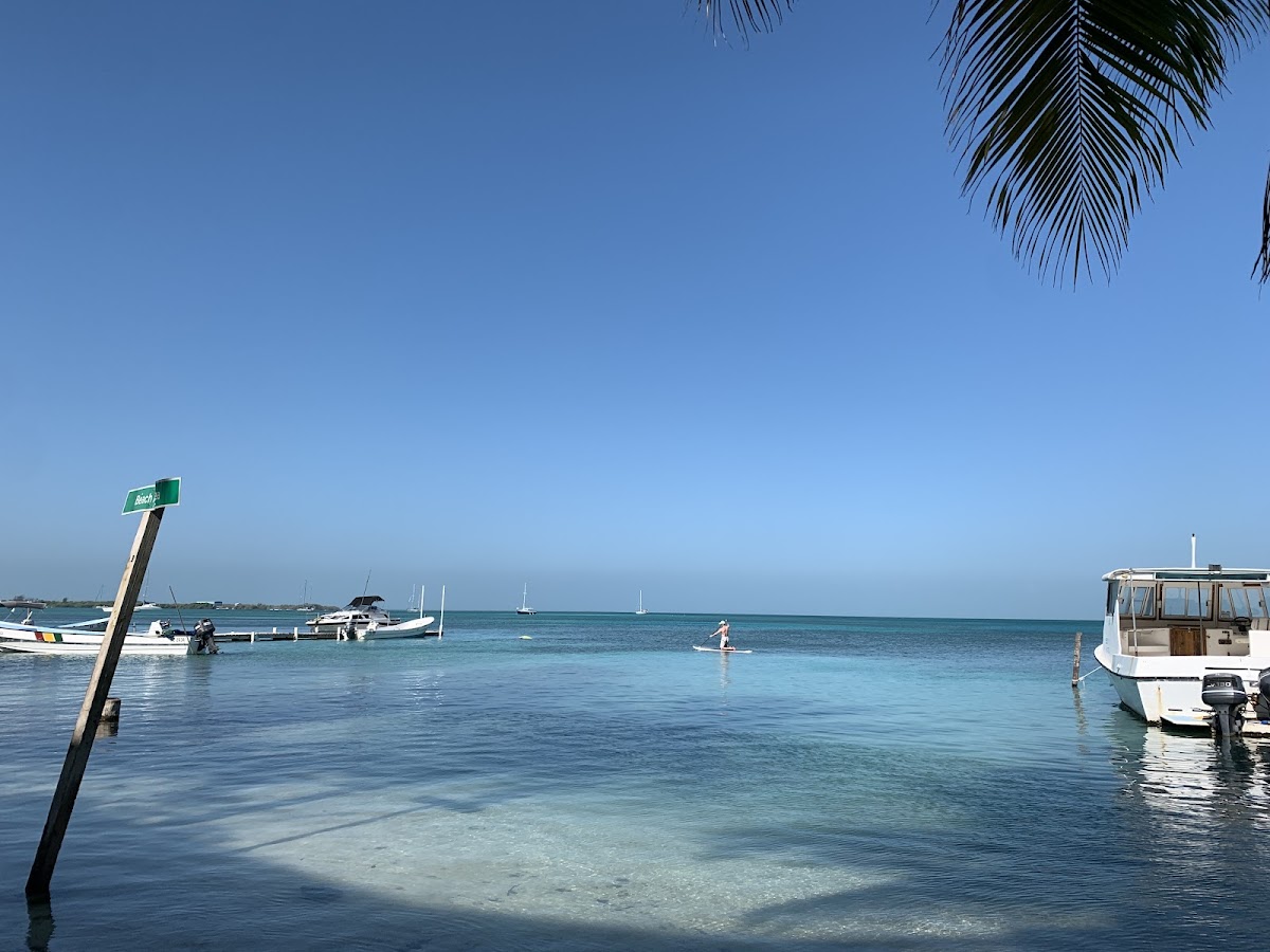 Caye Caulker Towers gallery 4
