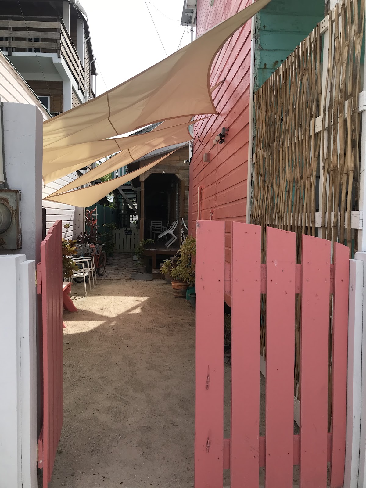 Chila's Accommodations gallery 9