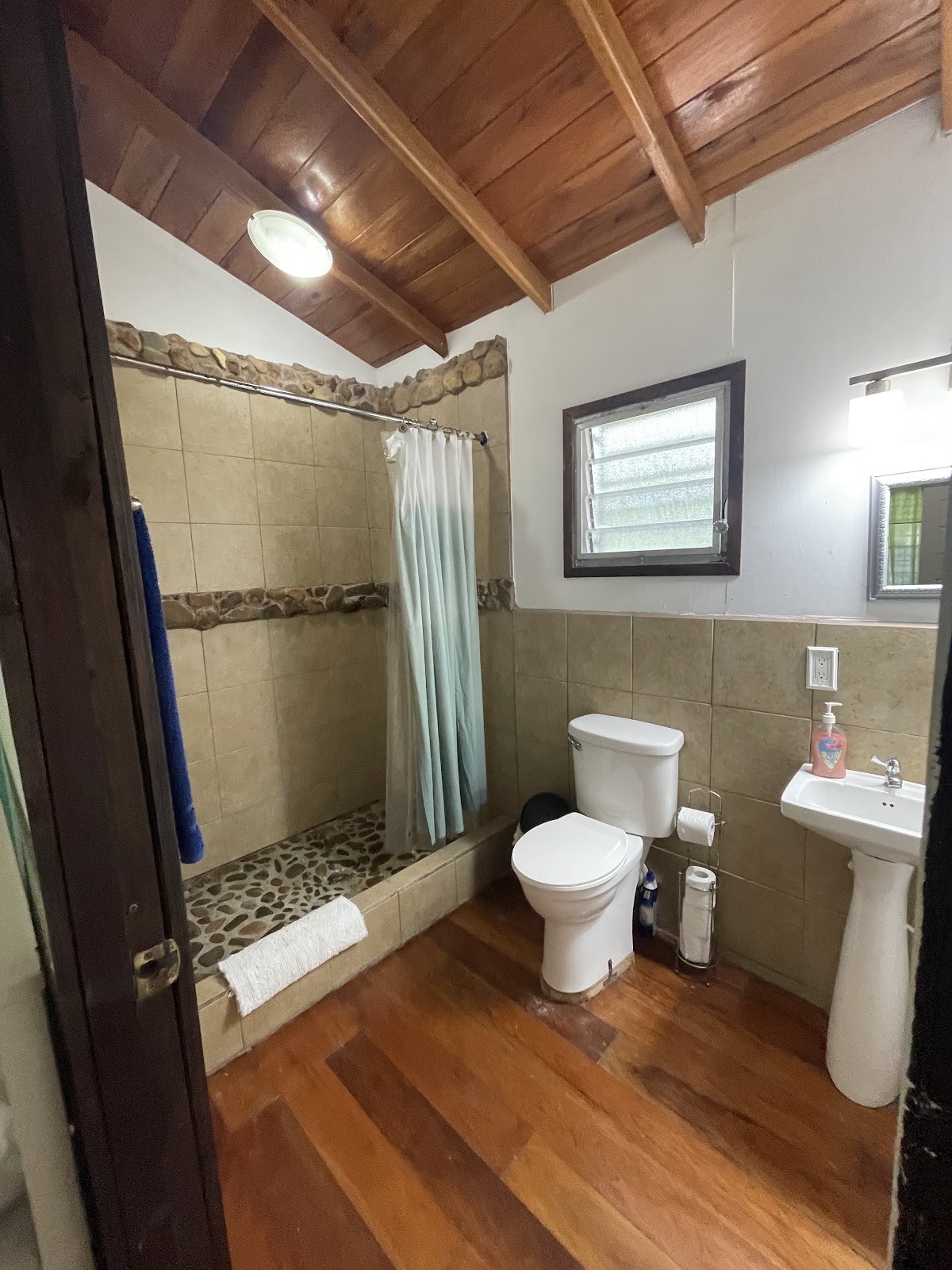 Comfy Cabana Tropical Caye Caulker gallery 5
