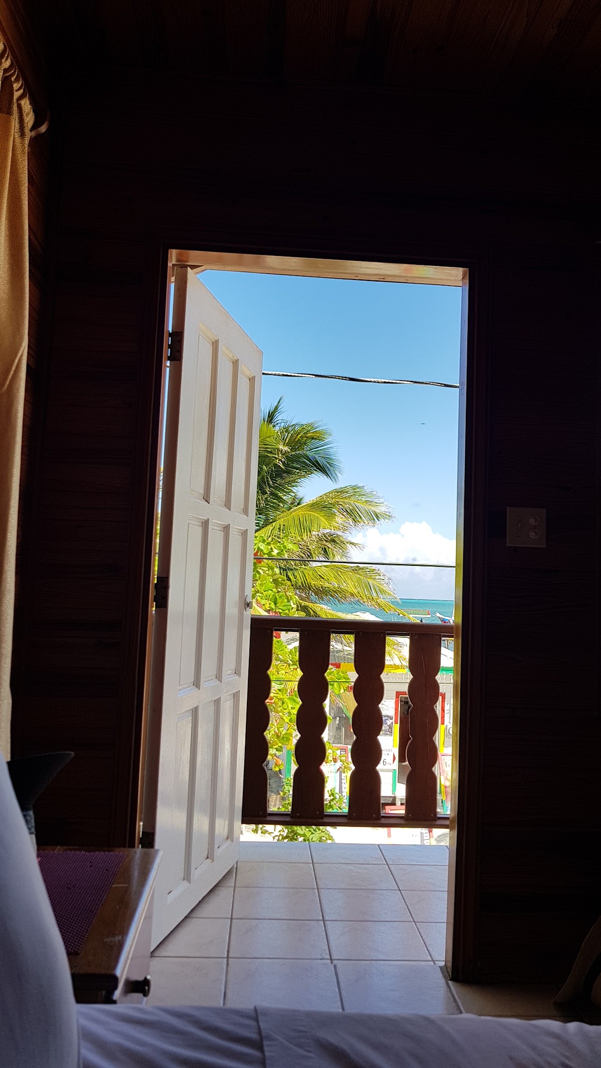 Blue Wave Guesthouse gallery 6