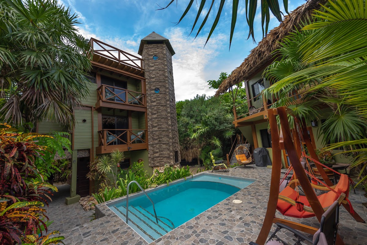 Sandcastle Pool House Apartment gallery 6
