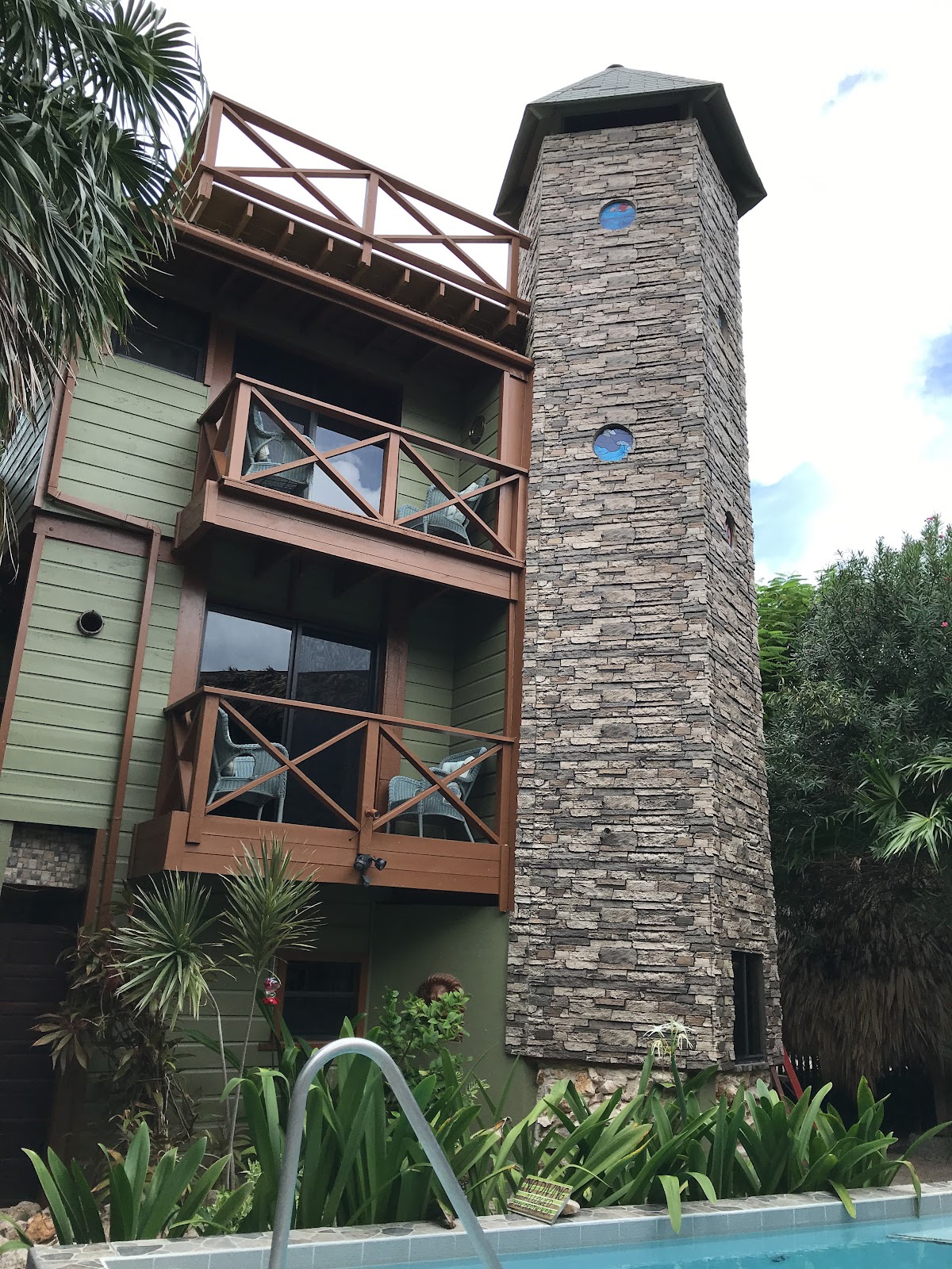 Sandcastle Pool House Apartment gallery 7