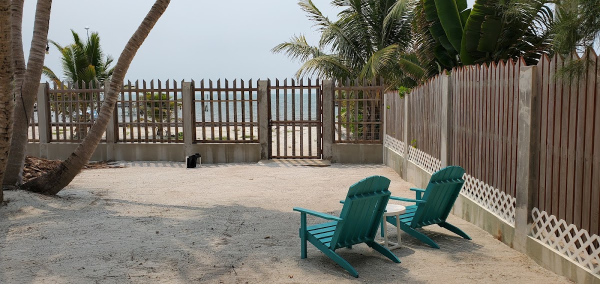 Sue Casa/Caye Caulker Huts gallery 4