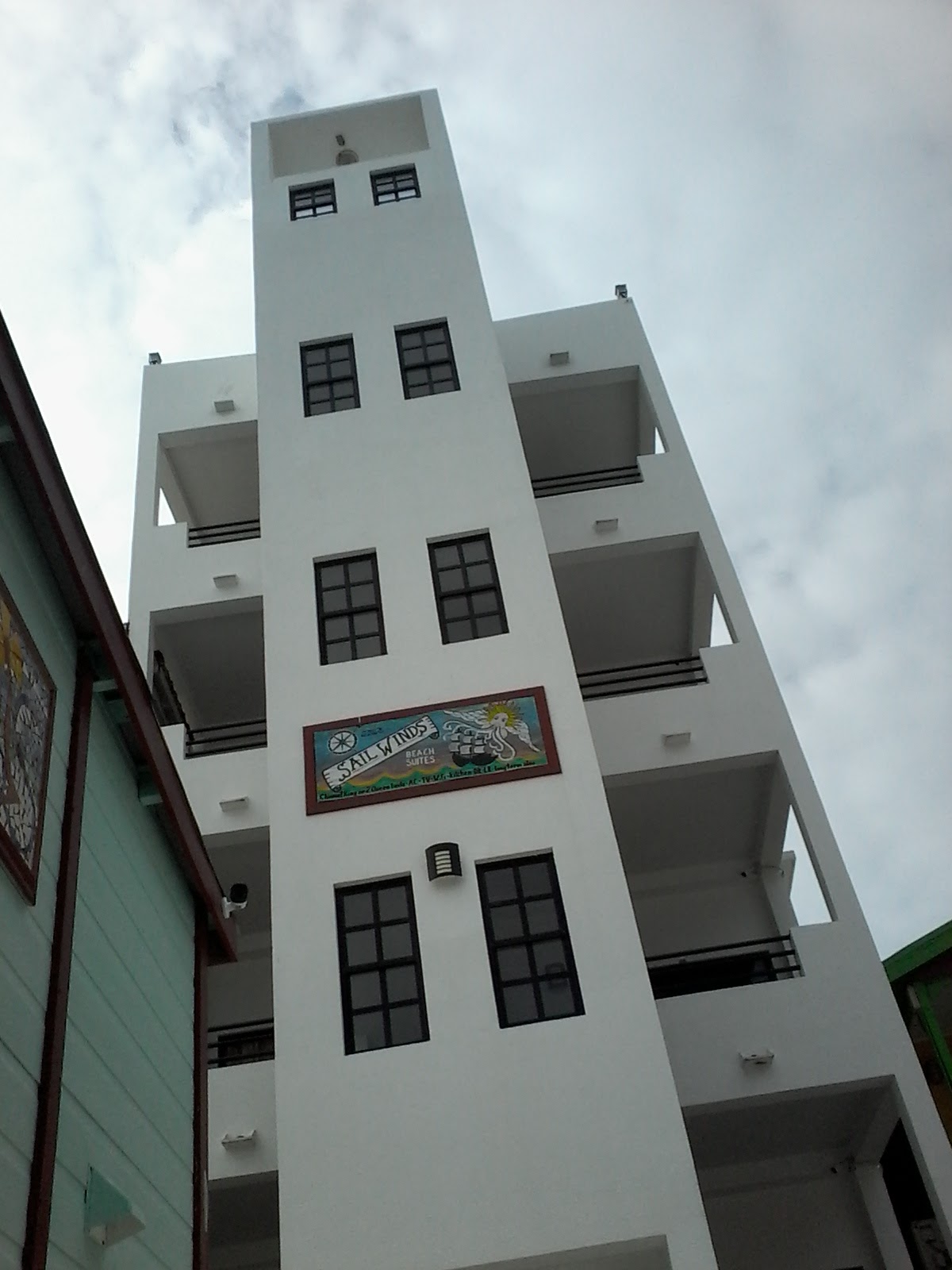Sailwinds Beach Suites gallery 9