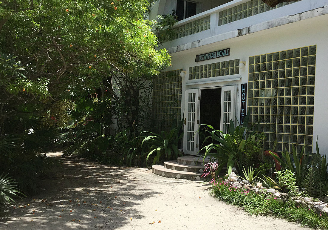 Ocean Pearl Royale Hotel & Cabanas cover