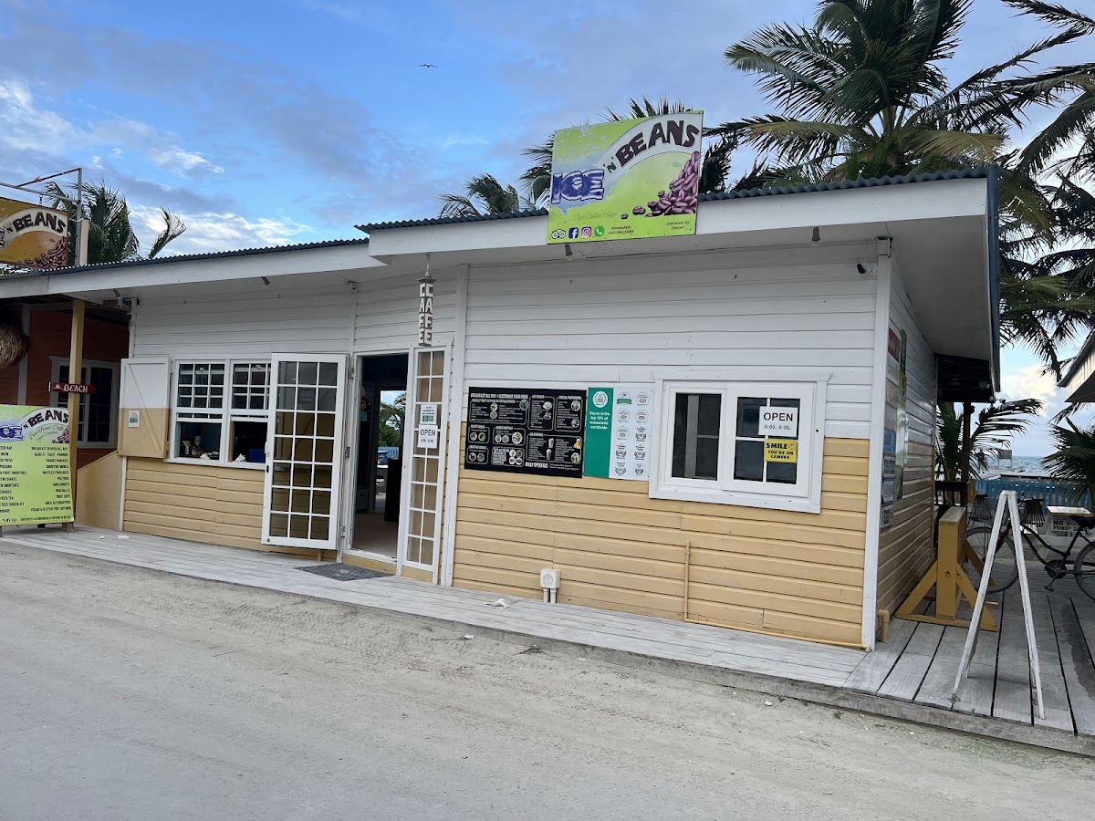 Ice and Beans Café gallery 6