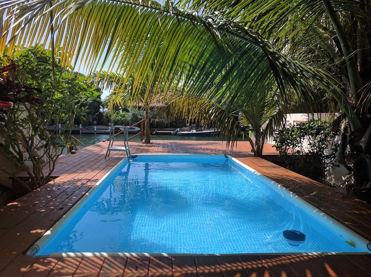 Dolce Cabana Waterfront Suites gallery 3