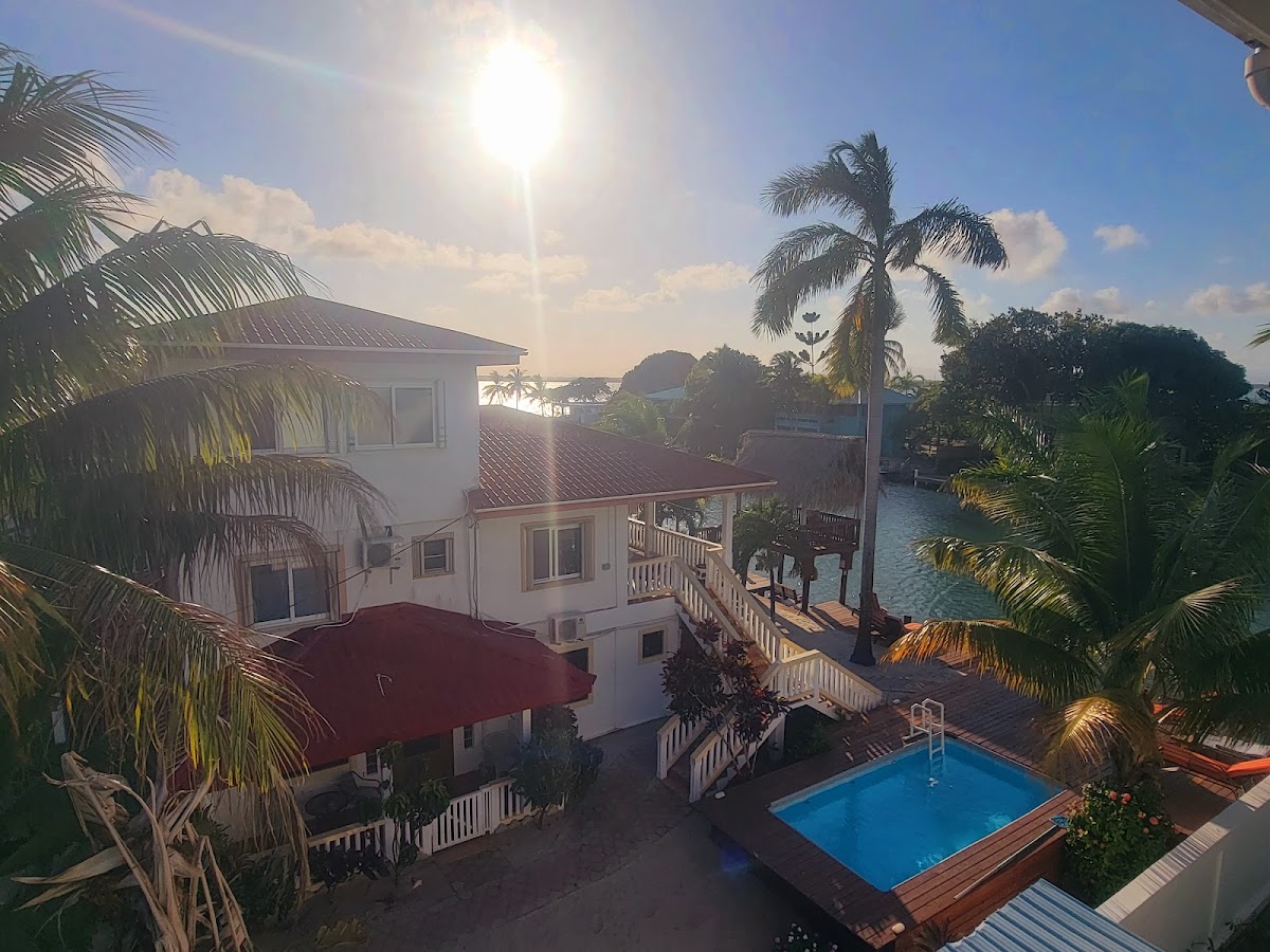 Dolce Cabana Waterfront Suites gallery 9
