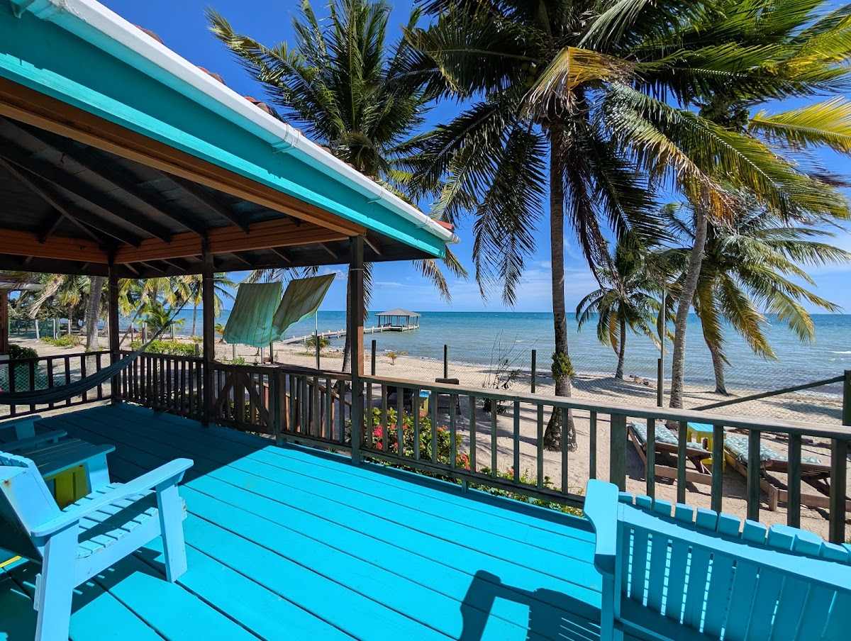 Coco's Beachfront Cabanas gallery 7