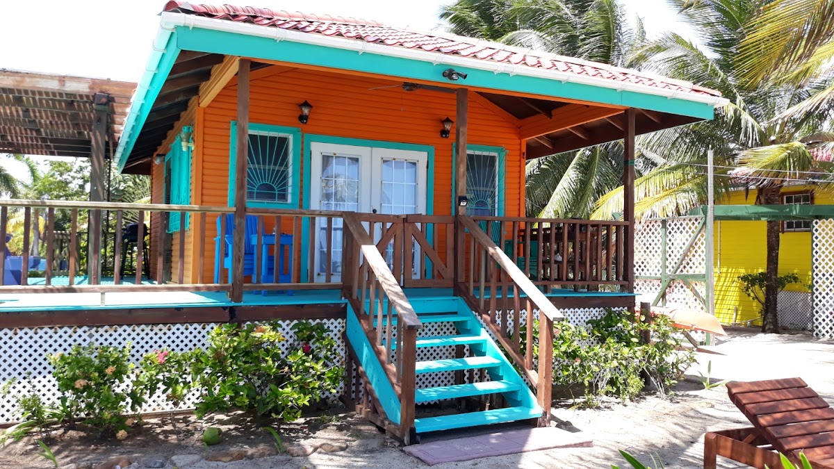 Coco's Beachfront Cabanas gallery 9