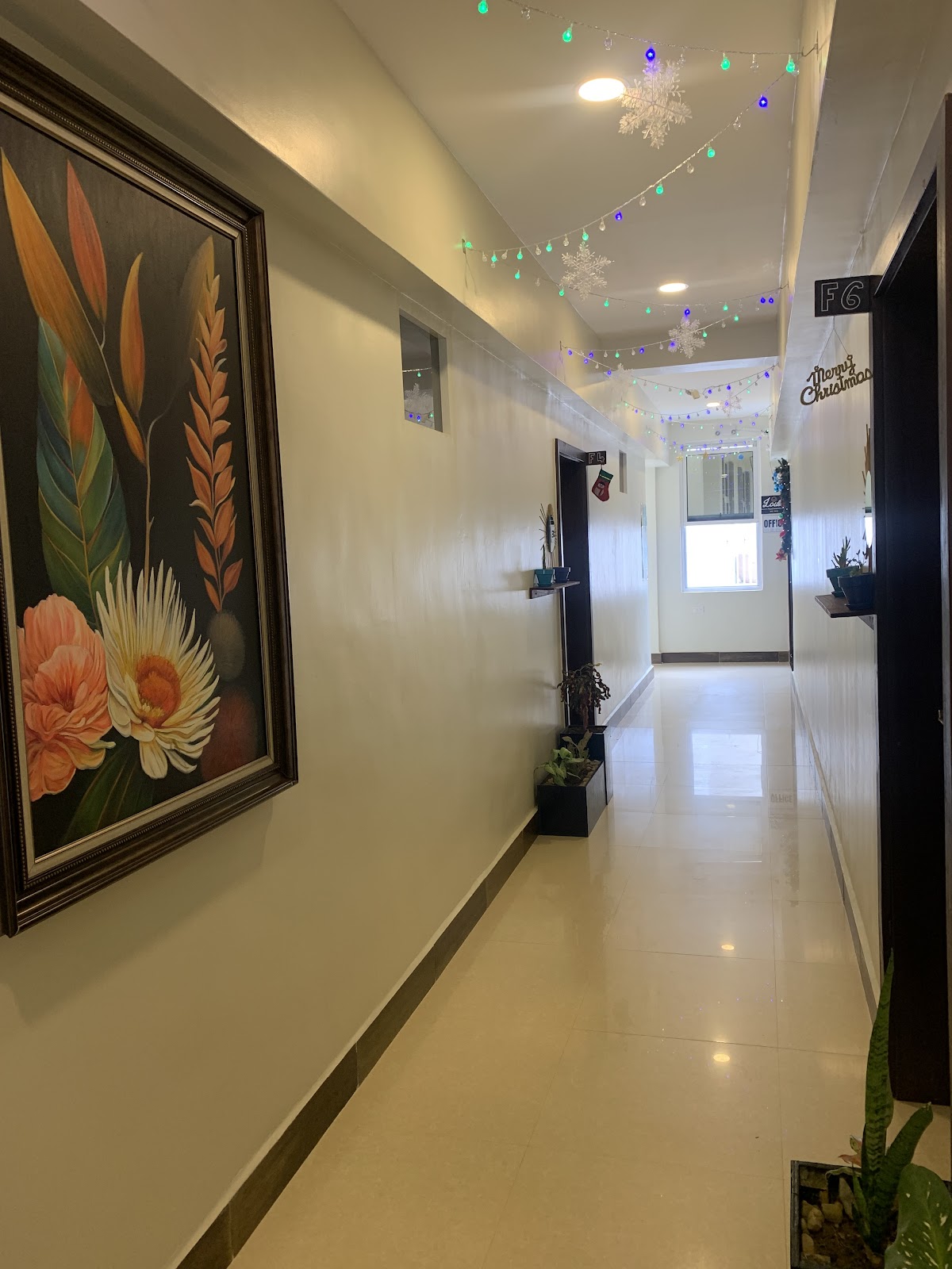 Louis' Apartments gallery 7