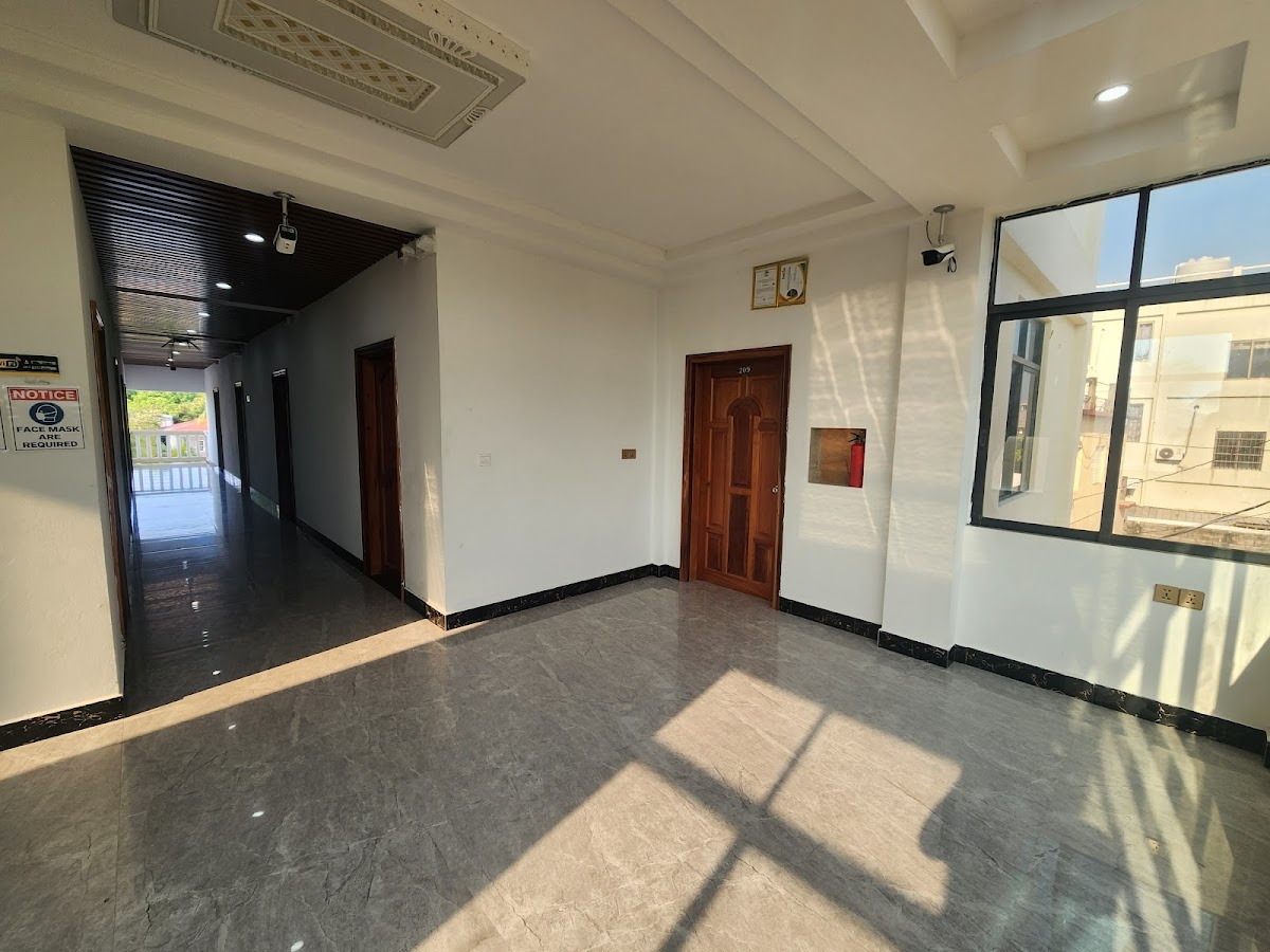 Ming's Hotel gallery 3