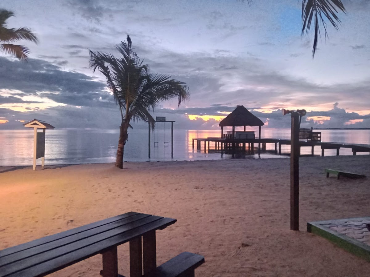 Green Parrot Resort-Pelican Pub & Grill gallery 5