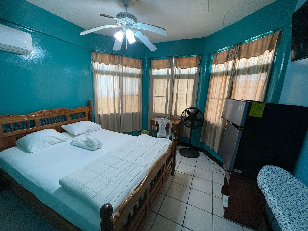 Chaleanor Hotel gallery 3
