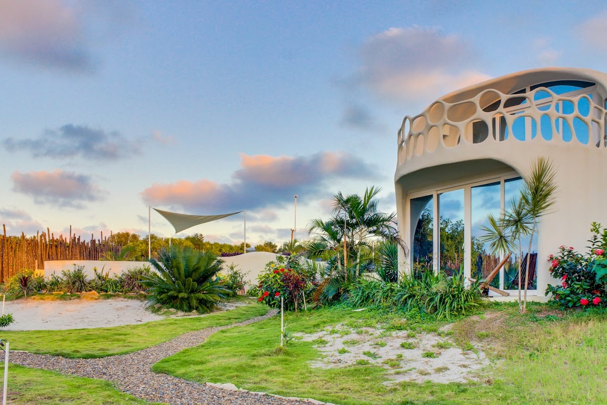 Swan Villas - Placencia, Belize Vacation Rentals gallery 2