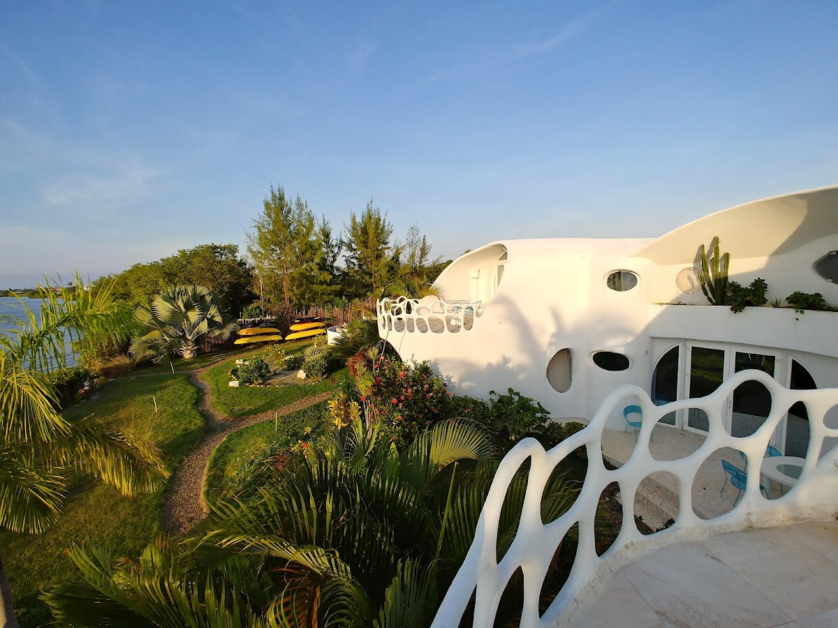 Swan Villas - Placencia, Belize Vacation Rentals gallery 4