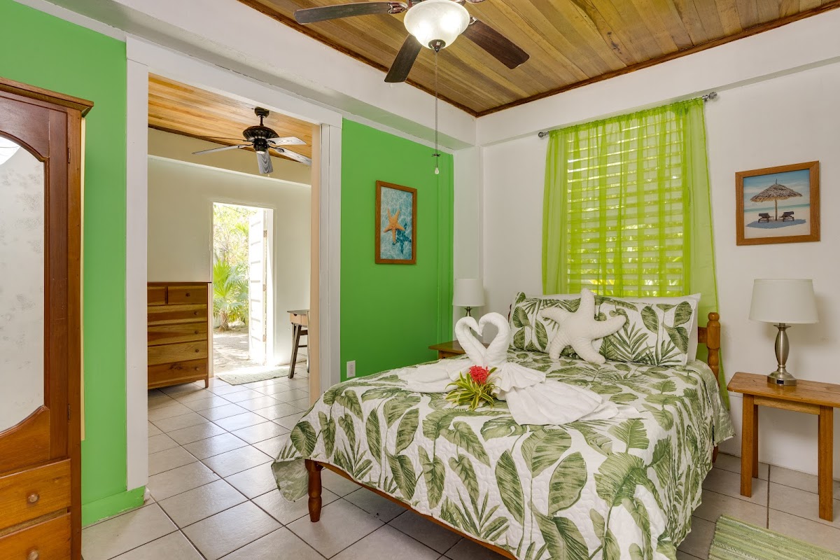 Seaside Hideaway gallery 2