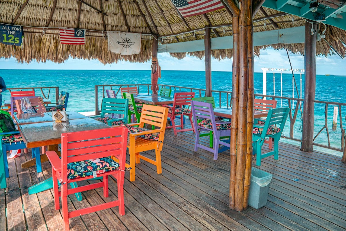 King Lewey's Island Resort gallery 4