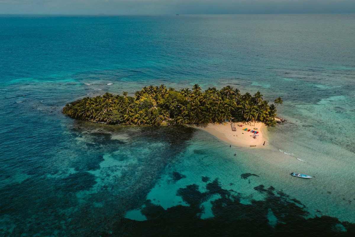 Ranguana Caye Cabanas gallery 4