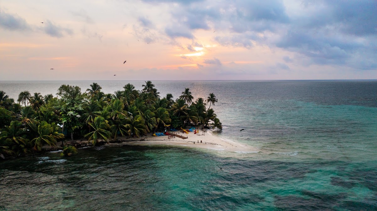 Ranguana Caye Cabanas gallery 7