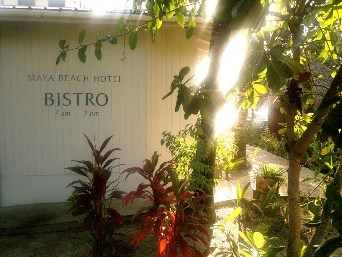 Maya Beach Hotel Bistro gallery 3