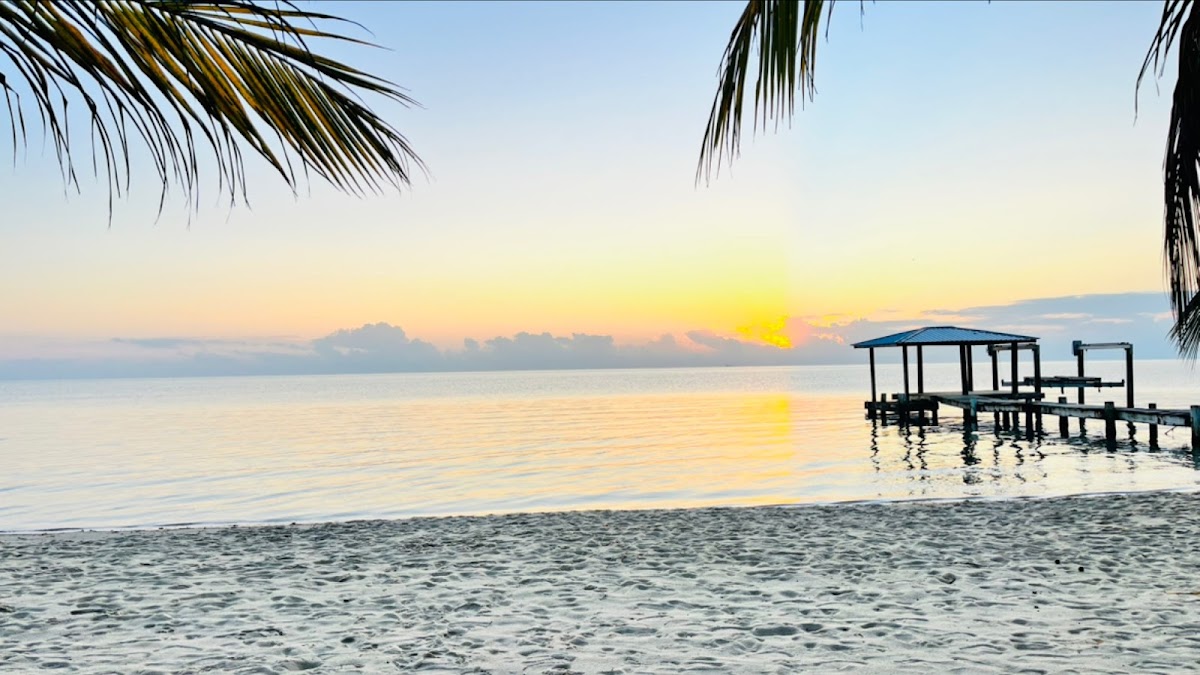 Coral Cove Inn - Bed and Breakfast gallery 8