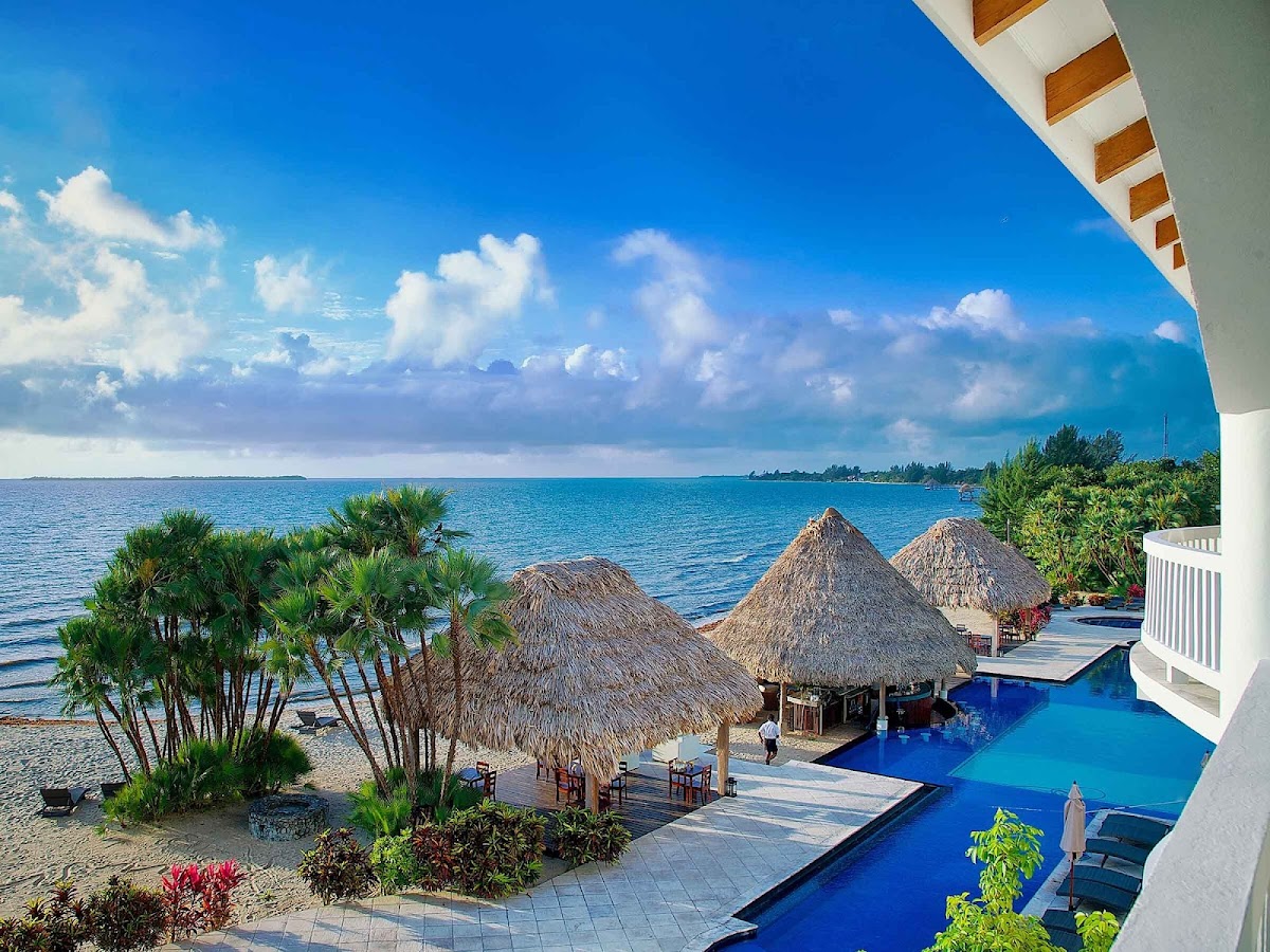 RE/MAX VIP - Belize Real Estate gallery 7
